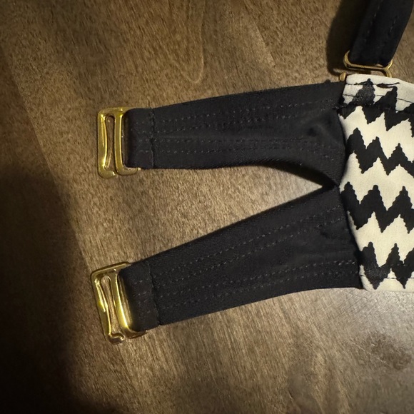 Geometric Patterned Bikini - Picture 13 of 13